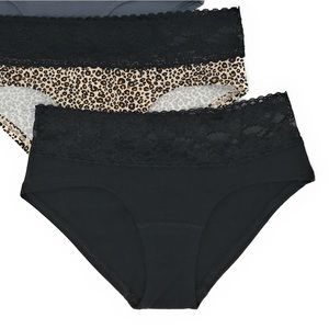 Victoria’s Secret cotton & lace hiphugger panties